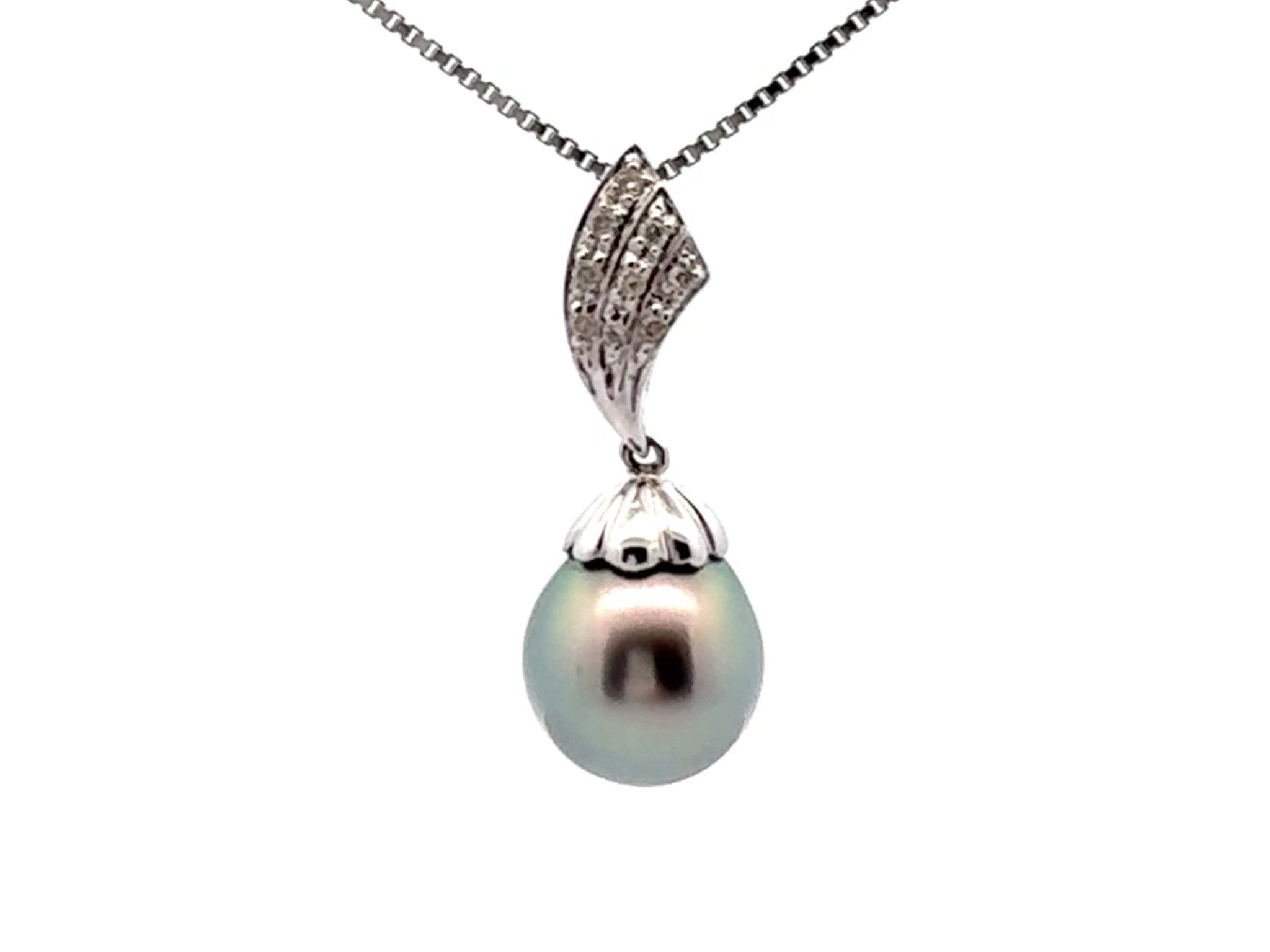 Tahitian Pearl Diamond Pendant Necklace 14k and 18k White Gold