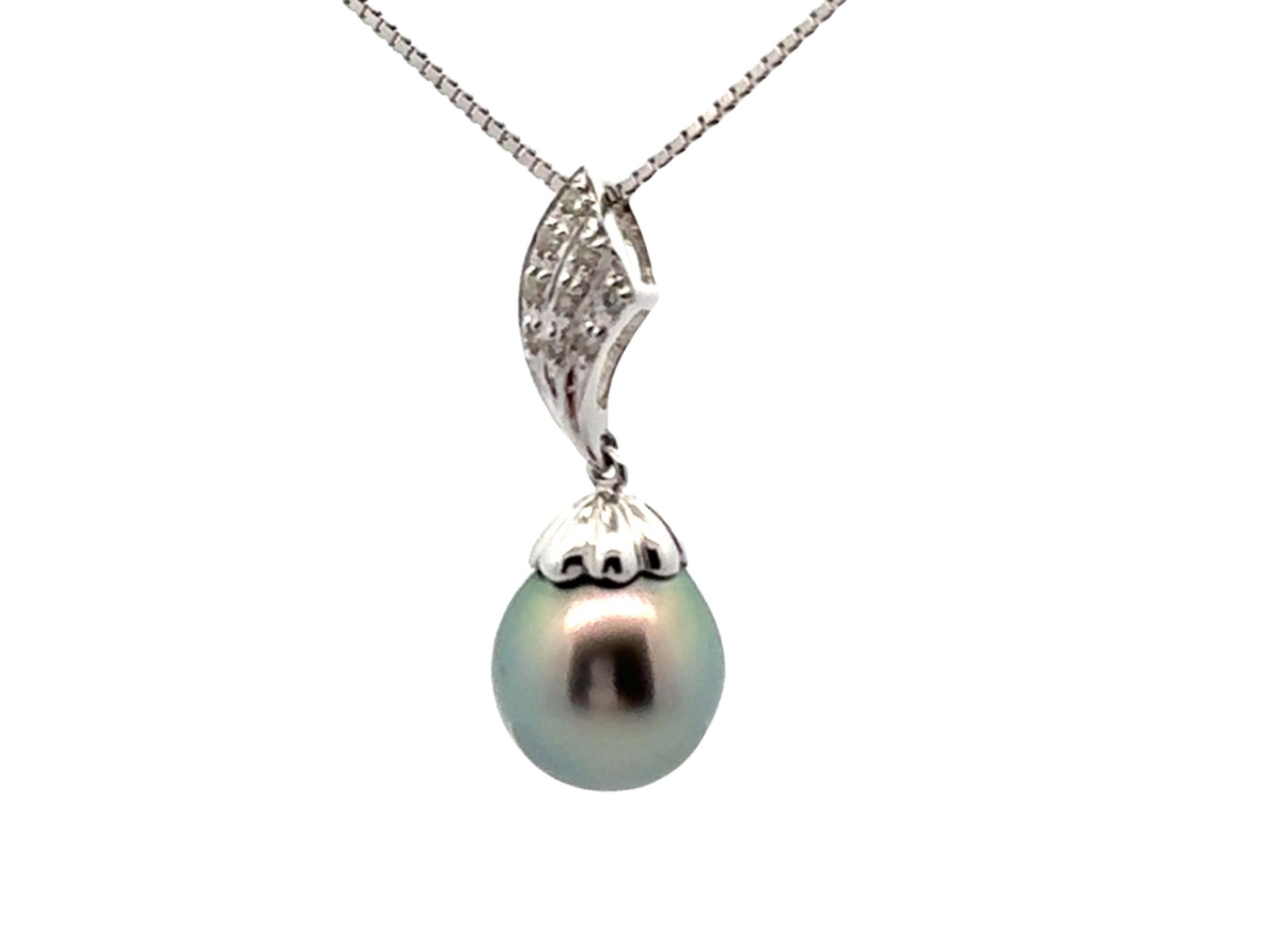 Tahitian Pearl Diamond Pendant Necklace 14k and 18k White Gold