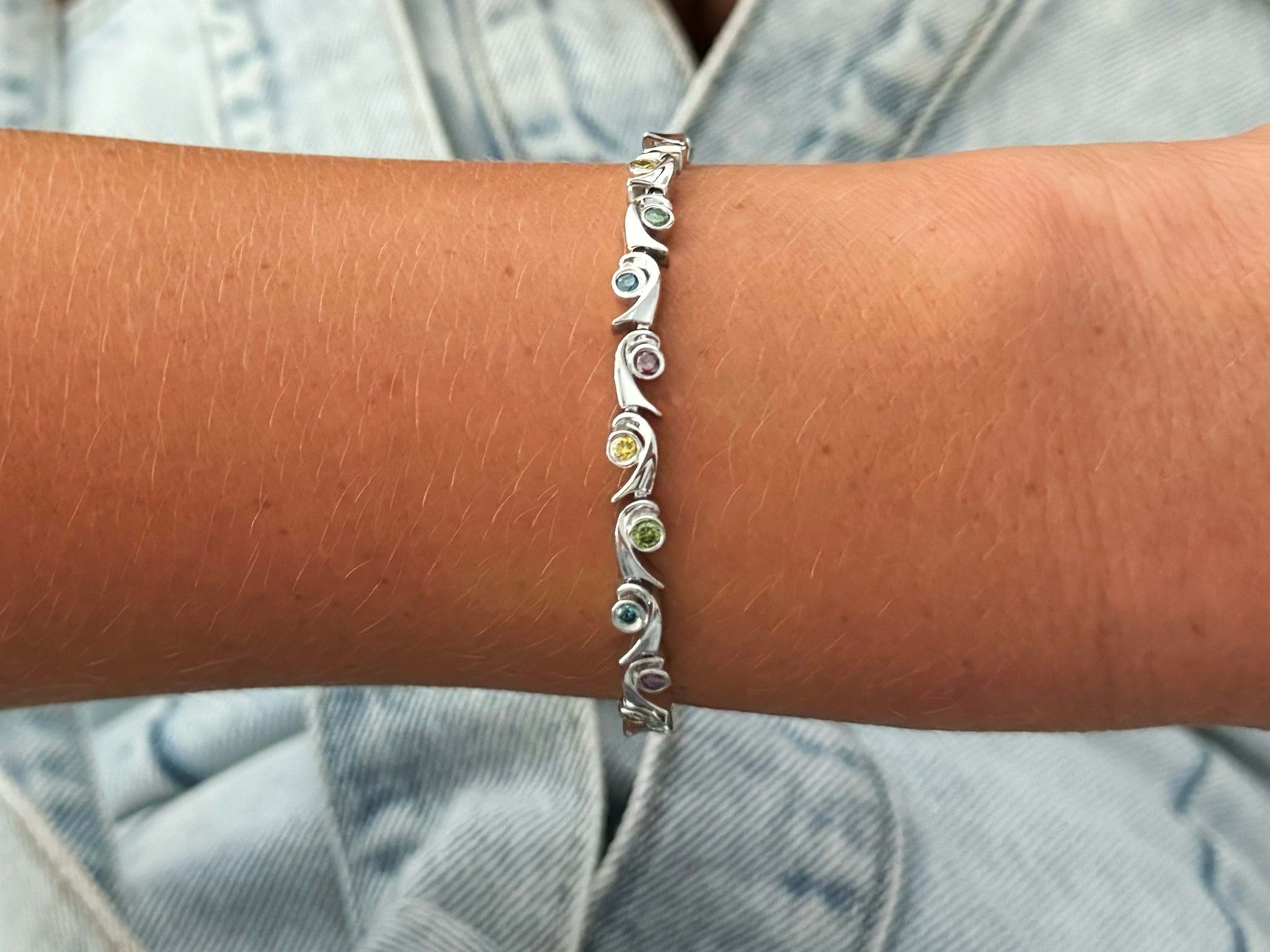 Green Red Yellow and Blue Diamond Bracelet 18k White Gold