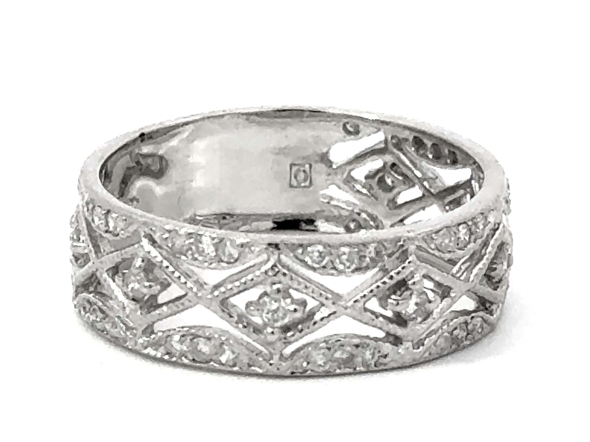 XOXO Diamond Band Cutout Ring in 18k White Gold