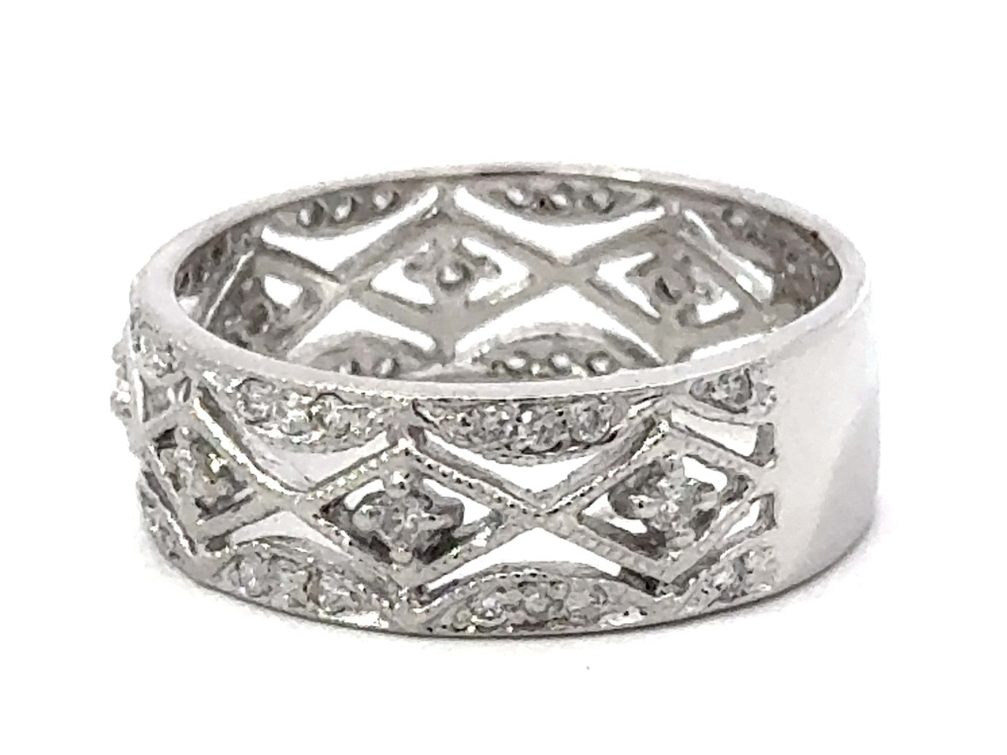 XOXO Diamond Band Cutout Ring in 18k White Gold