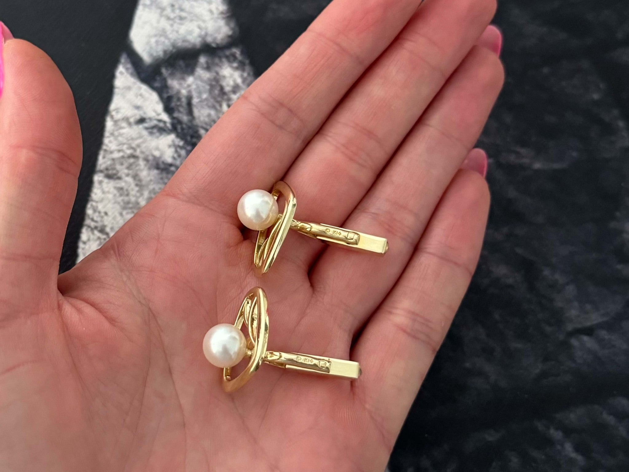 Mikimoto 14k Yellow Gold Pearl Cuff Links