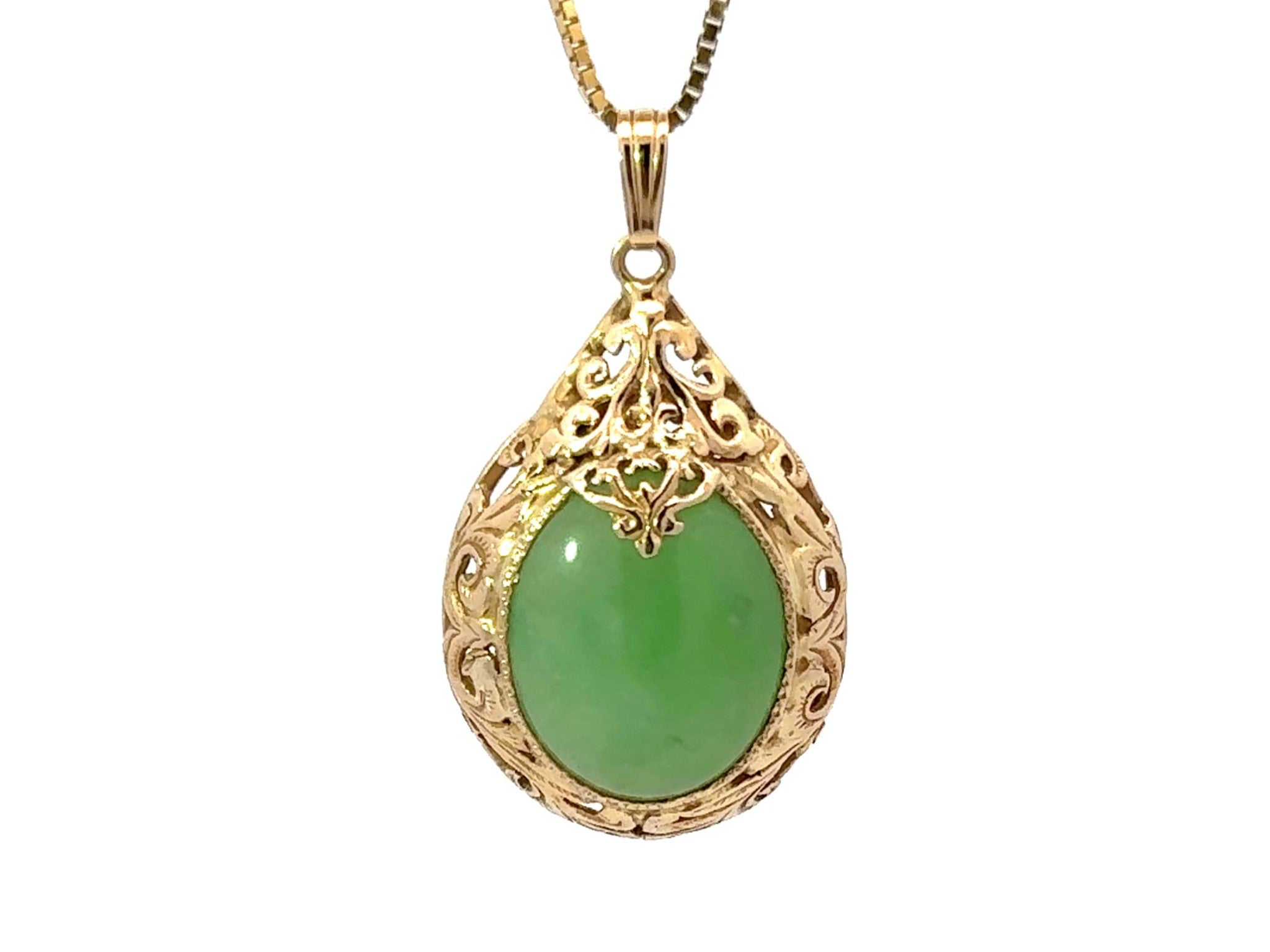 Ming's Hawaii Oval Green Jade Cabochon Pear Shaped Necklace 14k Yellow Gold
