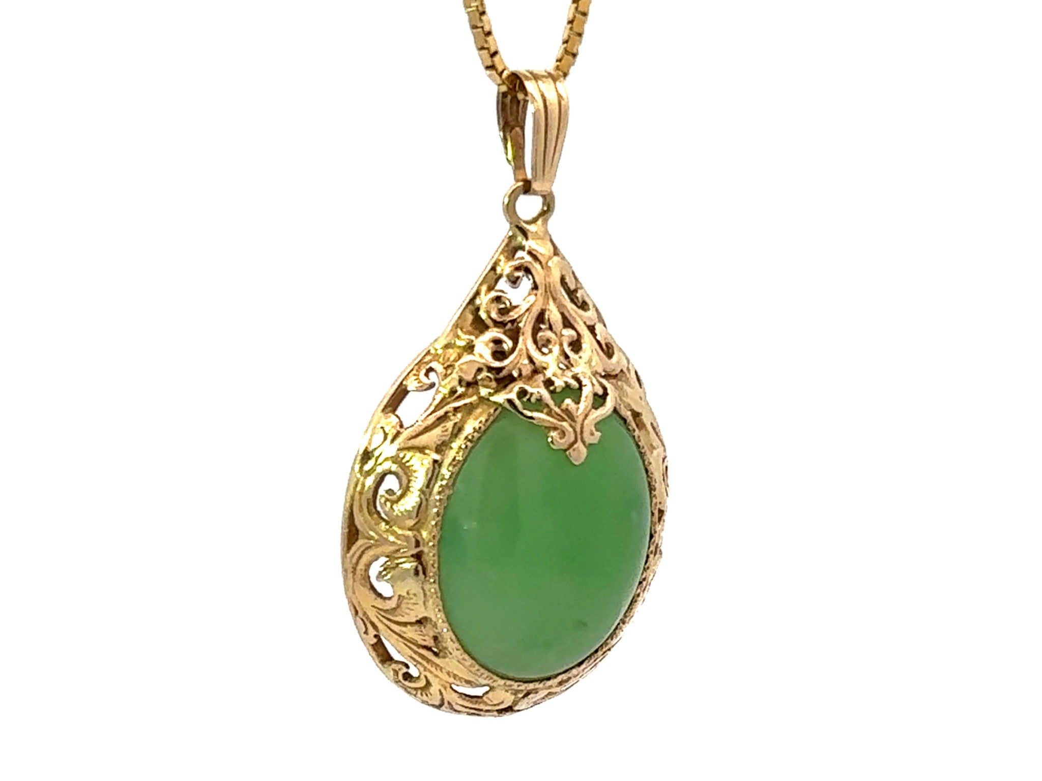 Ming's Hawaii Oval Green Jade Cabochon Pear Shaped Necklace 14k Yellow Gold
