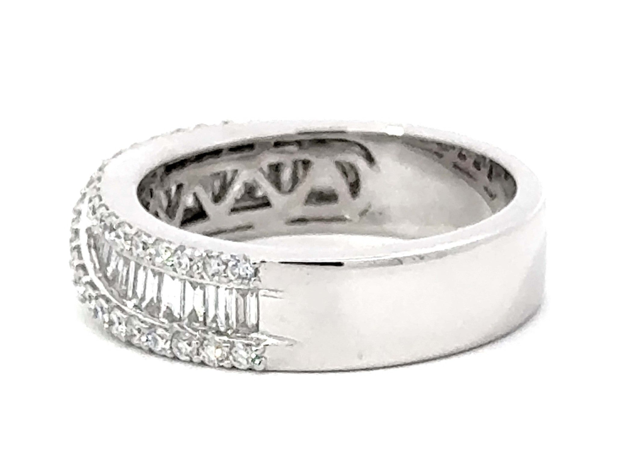 Brilliant Diamond Crossover and Baguette Diamond Band Ring 14k White Gold