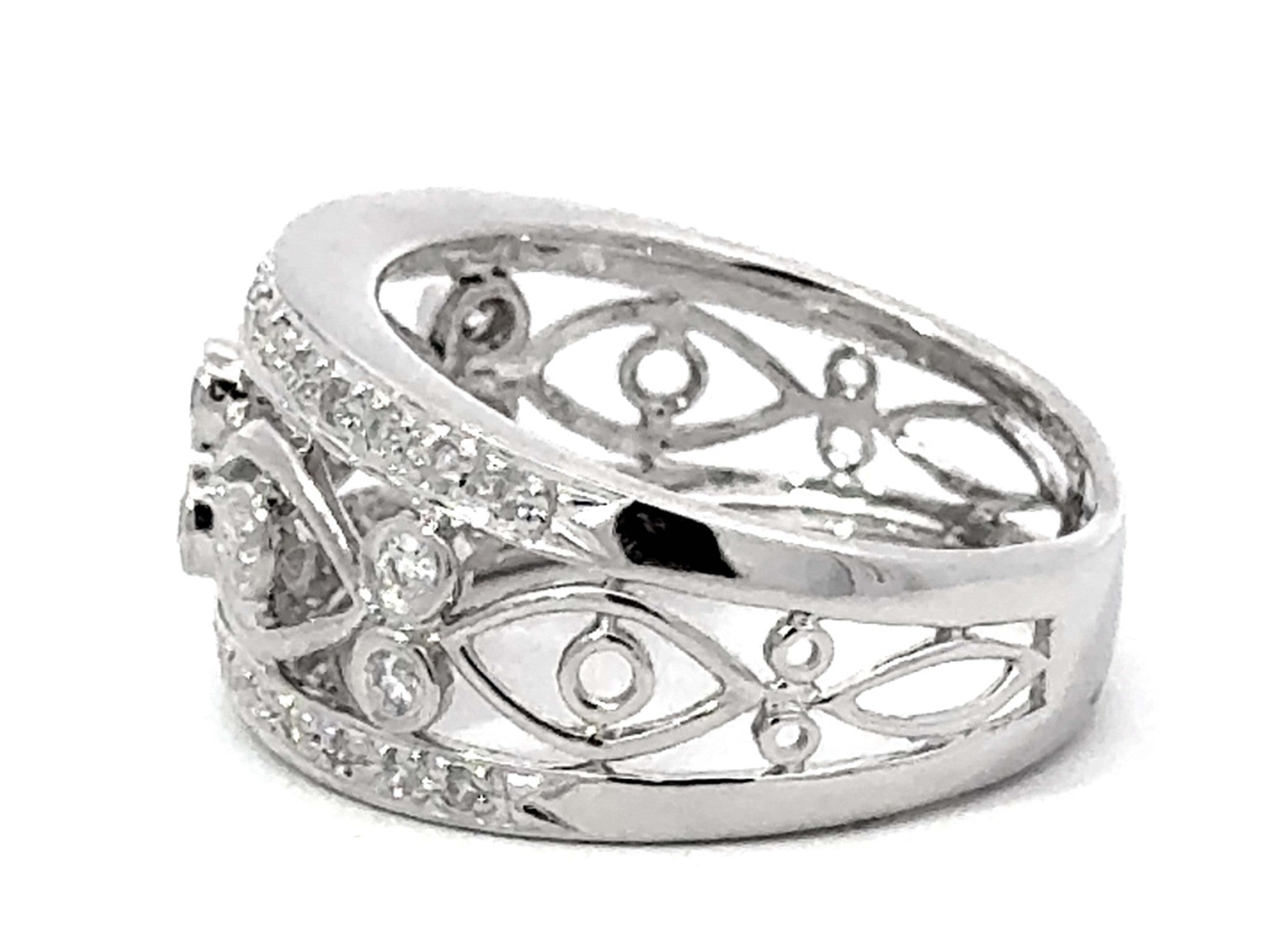 14k White Gold Cutout Diamond Band Ring