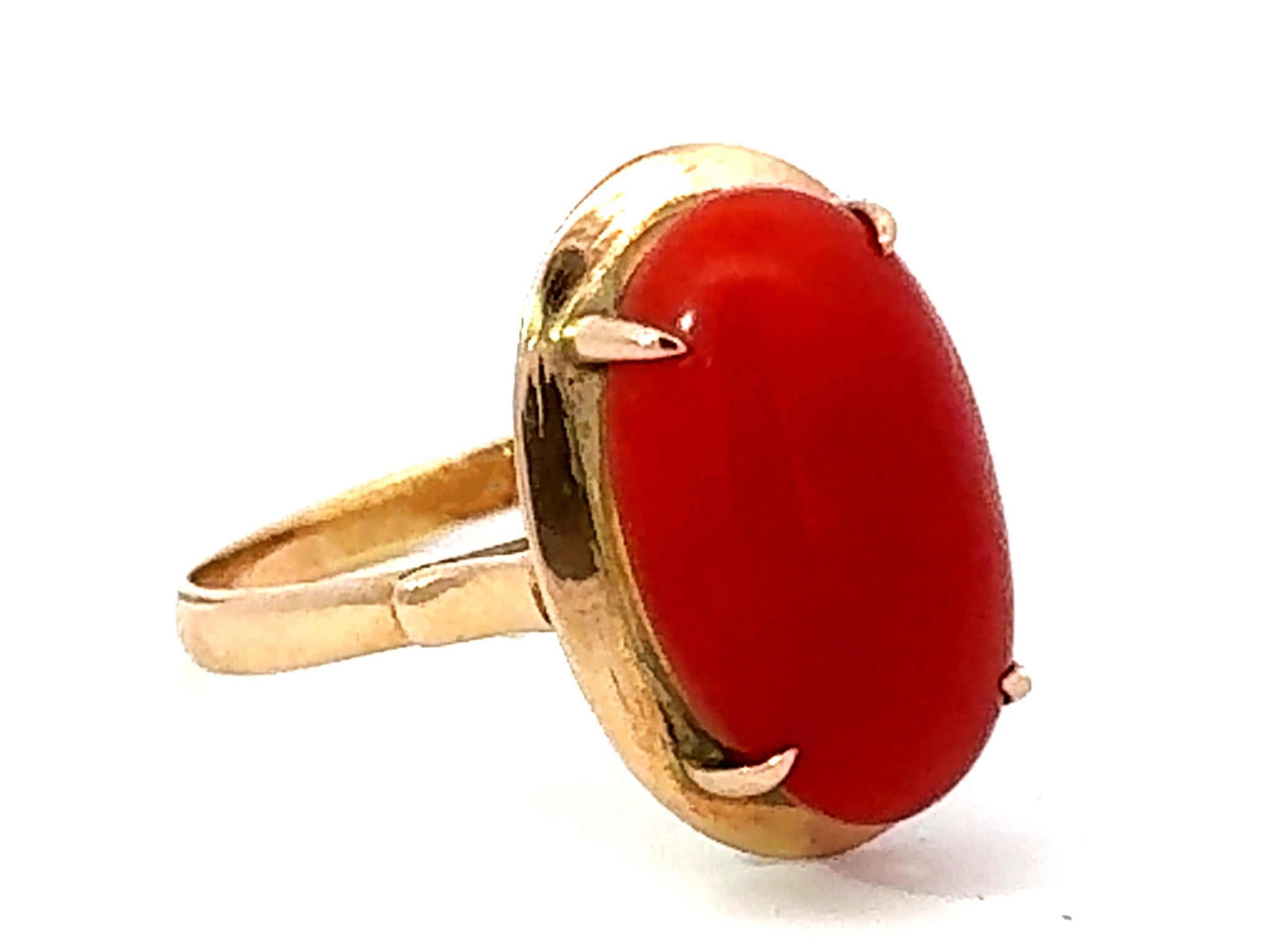 Vintage Oval Aka Coral Ring 14k Yellow Gold