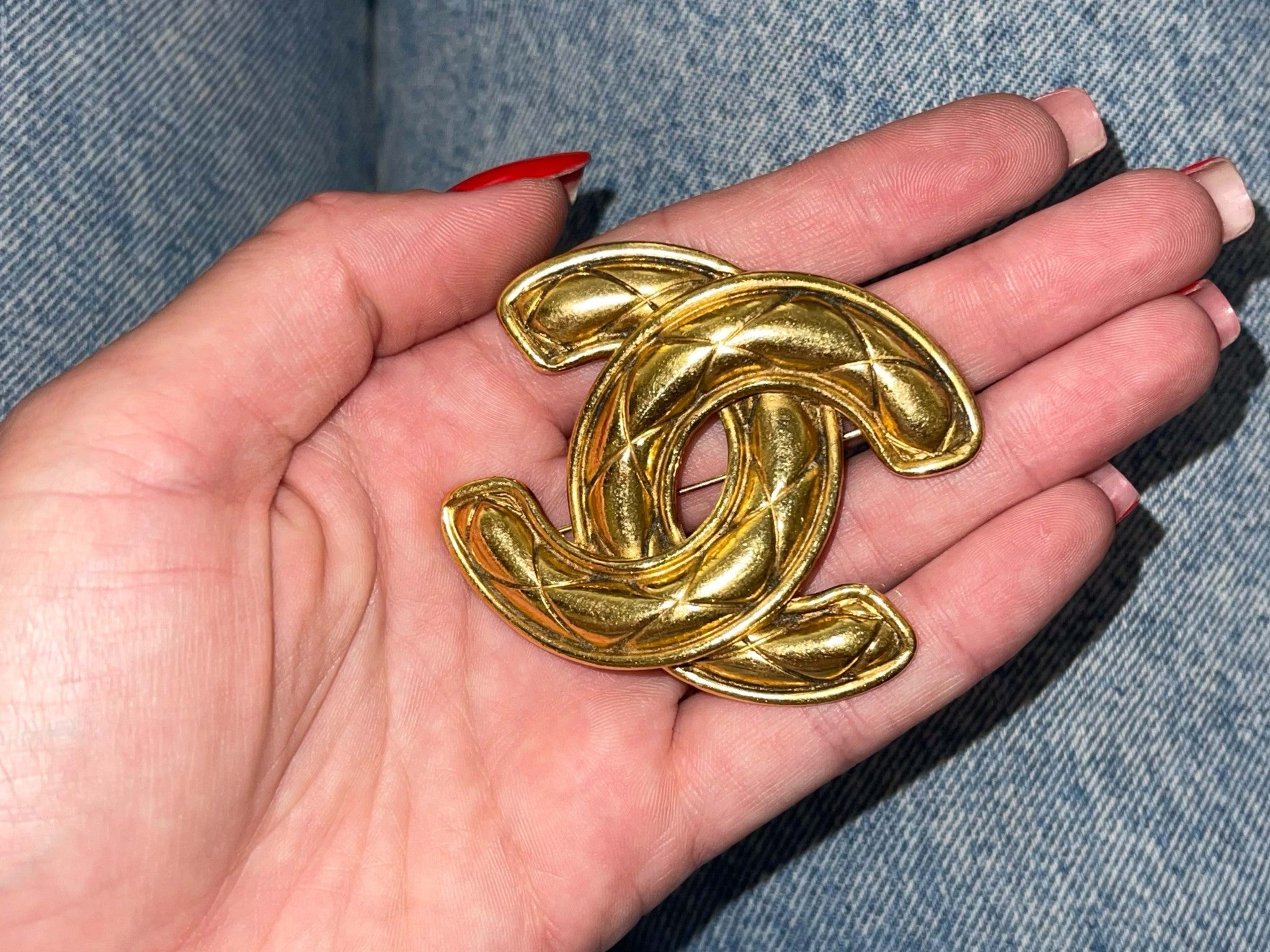 CHANEL Vintage Quilted CC Brooch