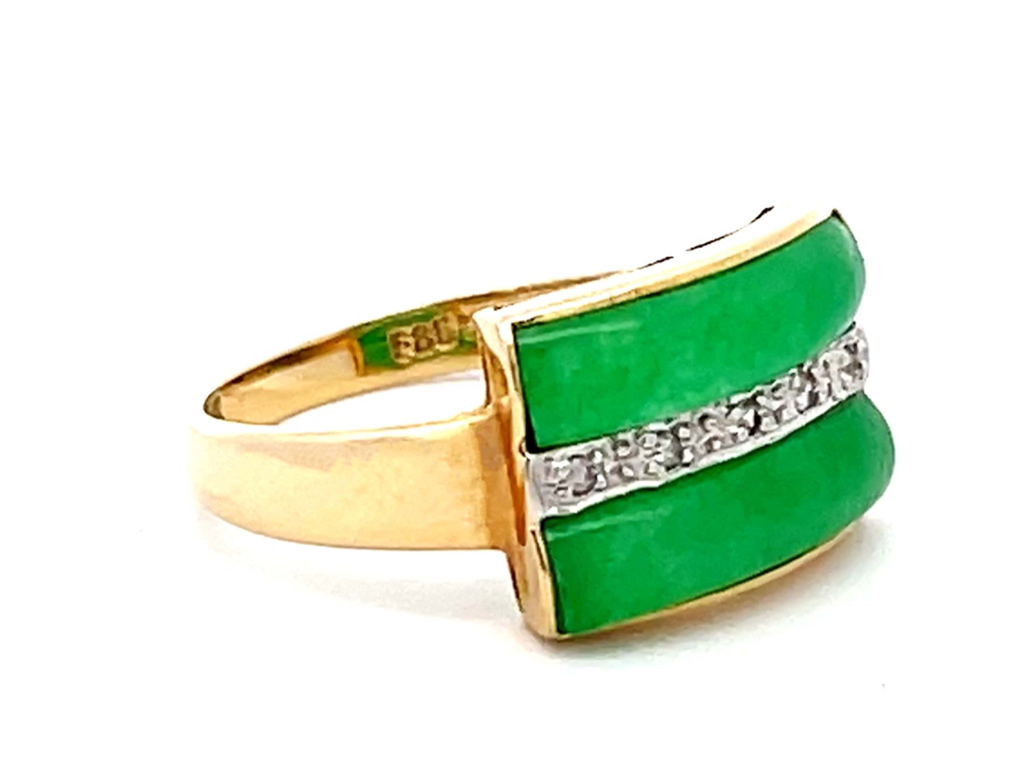 Apple Green Jade and Diamond Ring 14k Yellow Gold